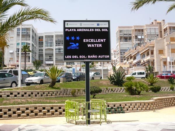 Pantalla LED SmartCity – Modelo: P16mm – Dimensiones: 205 x 154 cm – Arenales del Sol (Alicante)